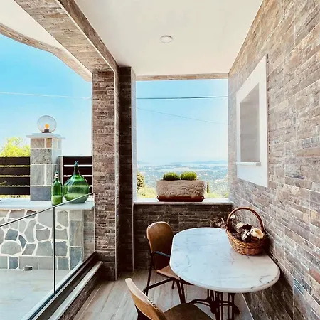 Iris Luxury House